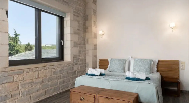 Luxury Villa Near Sea and City, Ping Pong, Childrens Area and BBQ, Забронировать Вилла Аципопуло Центральный Крит