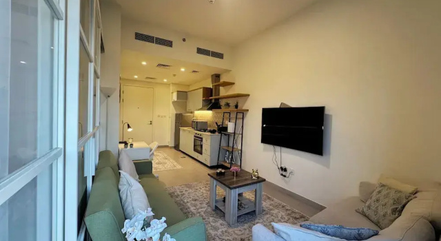 Central 1BHK in Dubai Hills. Burj View