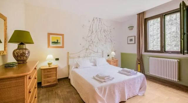 Villa With Private Pool With Salt Water Whirlpool and Cozy Porch