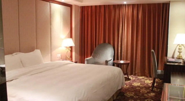 Номер Superior Century Palace Hotel