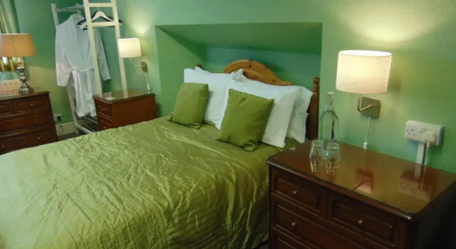 Семейный номер Standard Holywell House