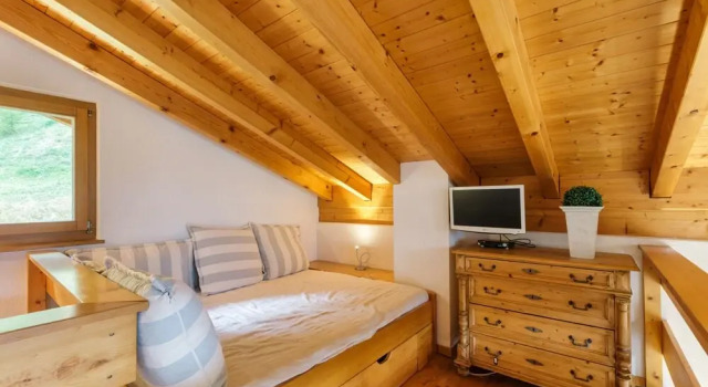 El Paradiso - Luxury Chalet Sauna w Views, Prenota Chalet Hotel a Canton Vallese con parcheggio, Parcheggio