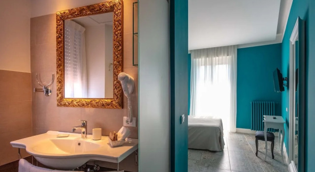 Семейный номер Standard с балконом и с видом на озеро Art Hotel Ventaglio