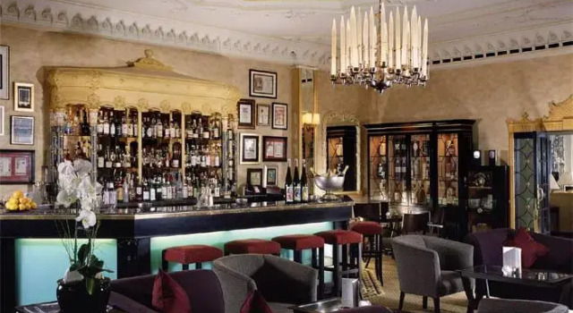 Swissotel The Howard, Забронировать Отель Отели Лондона 5 звезд, рядом с Памятник «Боудикка и ее дочери», 5*