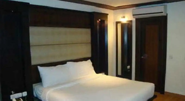 Hotel Sandberry, Забронировать Отель Отели Нью-Дели с завтраком, Завтраки