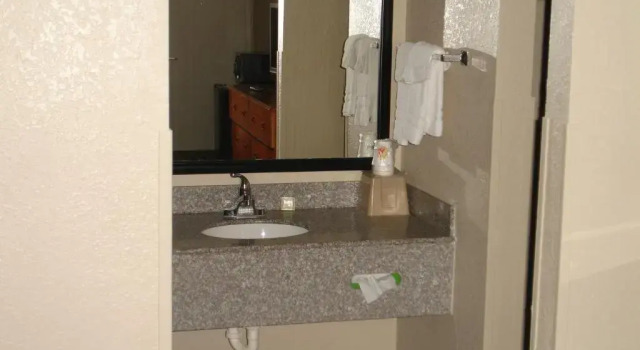 Номер Standard Super 8 by Wyndham Chattanooga/East Ridge