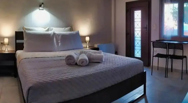 Guesthouse Kastelia, Book Hotel Kalabaka Thessalia