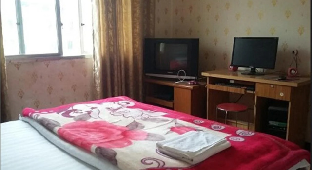 Ya'an Youyi Business Inn, Book Hotel Hoteller i Sichuan med parkering, Parkering