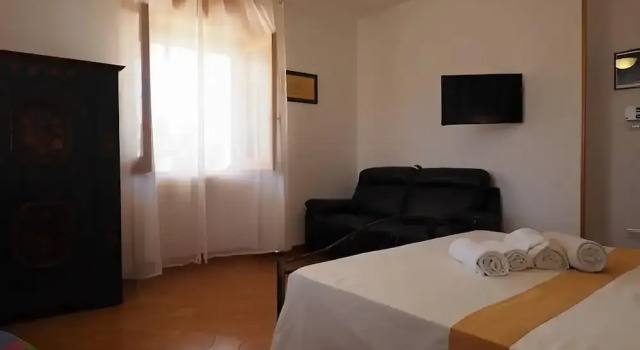 3243 Villetta Morelli by Barbarhouse, Rezervasyon Tatil Evi Racale otoparklı oteller, Otopark