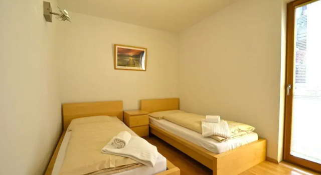 Appartementhaus Schmitten, Rezerwuj Hotel  