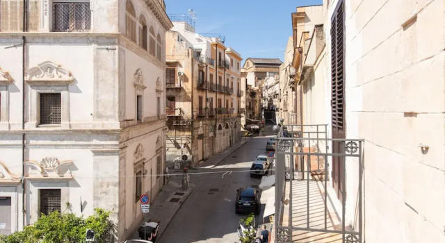 Ci Capo 1 by Wonderful Italy, Book Lejlighed Palermo Sicilien