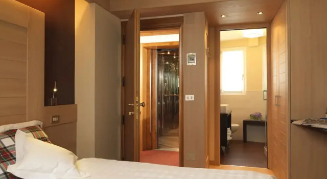 Двухместный номер Comfort с балконом Albergo Miralago