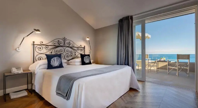 Двухместный номер Deluxe с видом на море Hotel Continental