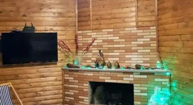 2 Small House
