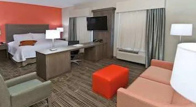 Одноместный люкс Hampton Inn & Suites Pensacola/I-10 Pine Forest Road