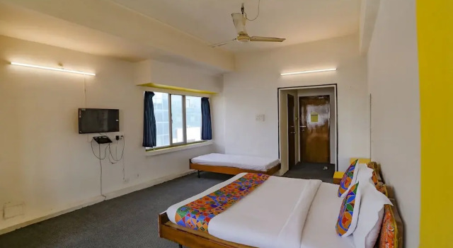 Fabhotel Jaipur Emerald