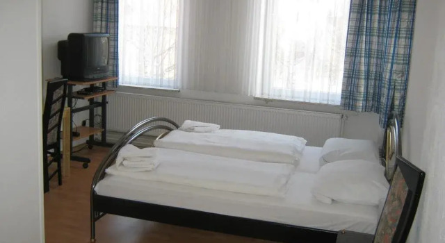 Landgasthof Schönecke, Book Hotel Wahrenholz Lower-Saxony