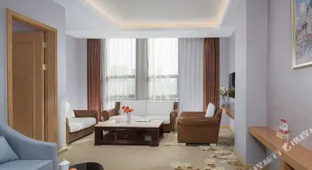 Люкс Deluxe Vienna International Hotel (Changsha Yanghu Xincheng Metro Station)
