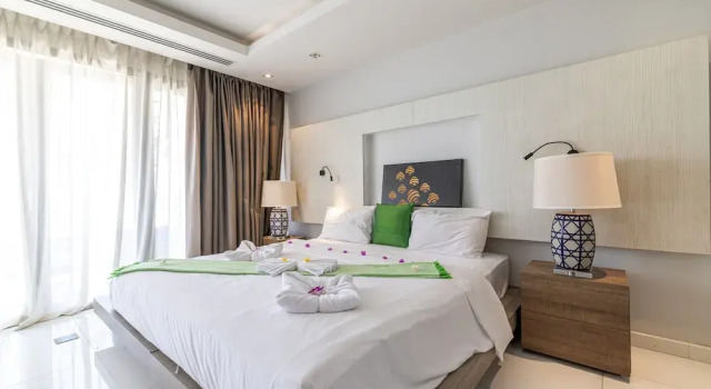 Вилла Phuket Moonlit Bay Seaview Resort & Spa