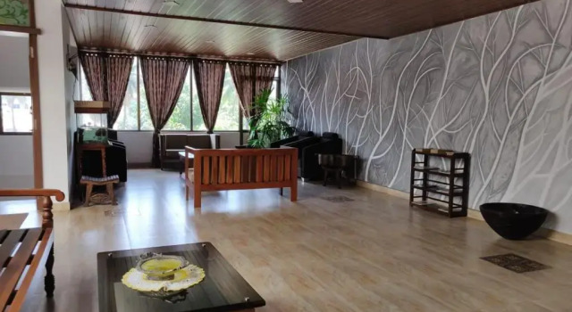 Hotel Mudra Midtown Suites and Rooms, Rezervovat Hotel Hotely v Bangalore s parkováním, Parkování
