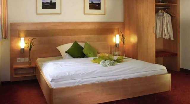 Maiers Johanniterbad Ringhotel Rottweil, Reserva ahora Hotel Rottweil Baden-Wurtemberg, cerca de Torre de pruebas Rottweil de ThyssenKrupp