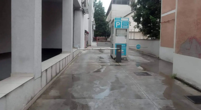 IV2020 apartment, Rezerwuj Apartament Hotele w Skopje z parkingiem, Parking