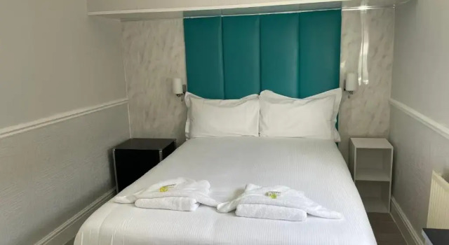 Номер Deluxe OYO Abbey Lodge Hotel