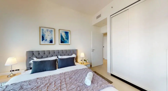 SuperHost - High-End apartment With Burj Khalifa Glimpse, Забронировать Апартаменты/квартира Отели Эмирата Дубая с парковкой, рядом с Гольф-поле Montgomerie в Дубае, Парковка