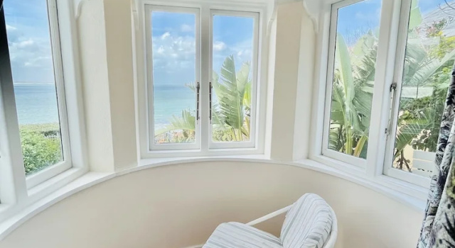 Номер Premium с видом на море Sunny Cove Manor