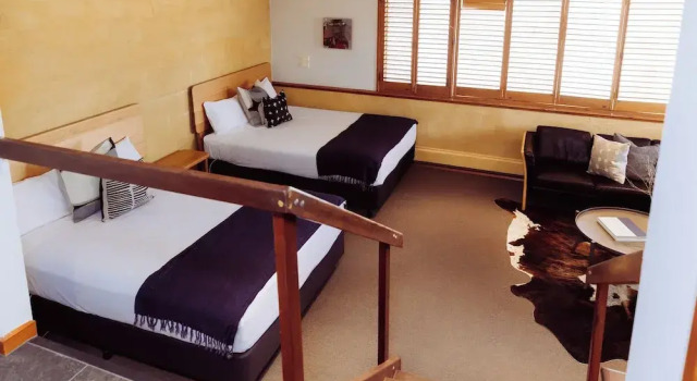 Четырёхместный номер Executive Prairie Hotel