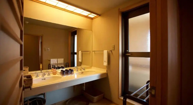 Номер Japanese-Style Deluxe Отель Miyajima Grand Hotel Arimoto