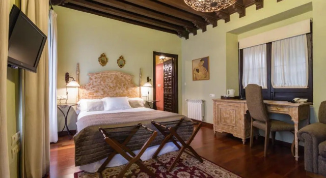 Семейный номер Deluxe Palacio de Mariana Pineda