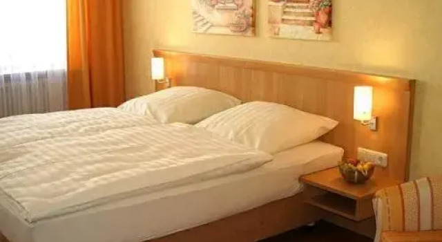Standart oda Altstadthotel Schex