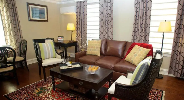 Люкс Guest House at Norwalk Inn