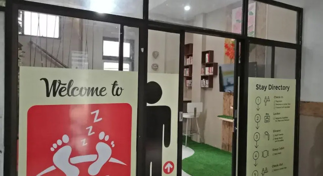 Bogor Cabin Inn - Hostel, Book Hostel / Vandrerhjem Hostels i Sawah, Hostel / Vandrerhjem