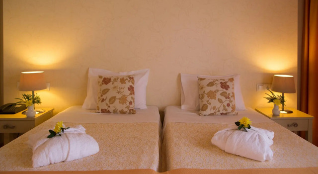 Двухместный номер Standard с видом на море Sunrise Resort Hotel