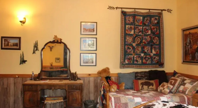 The Old Bear BnB, Réserver Chambre d'hôtes Pine Mountain Club 