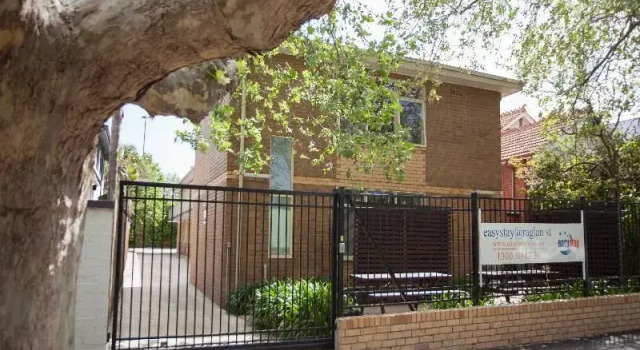 Easystay Budget Studio Apartment, Book Apartment Melbourne 