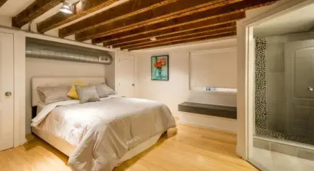 LazyKey Suites - Stylish 2BD Loft in the Heart of Old City