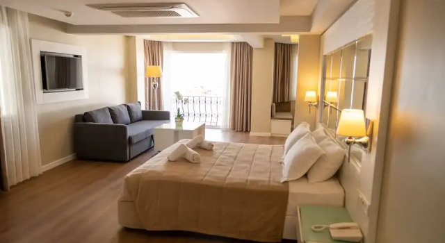 Номер Deluxe Alesta Residence