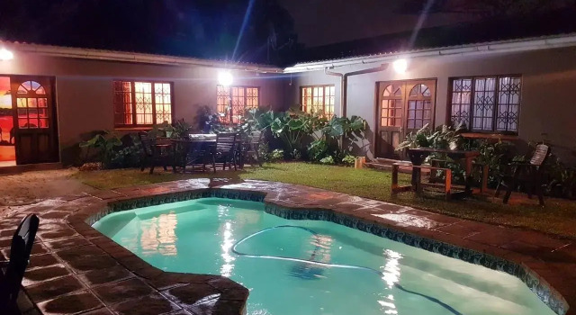 Asante Sana Guesthouse, Забронировать Отель Отели Аманцимтоти 3 звезды, 3*
