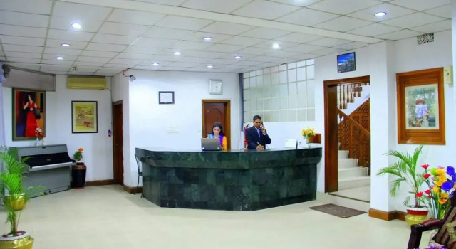 Aristocrat Inn