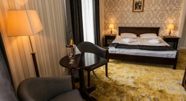 Двухместный номер Standard Hotel Brilliant Plaza