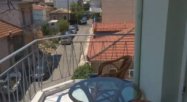 Thanasis Apartments B2, Book Apartment Mesolongion 