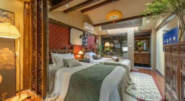 Люкс Lijiang He Mu Ju Family Inn