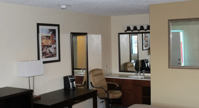 Двухместный номер Standard Grand Motel Inn and Suites of Reform  AL