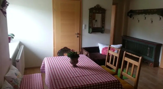 Rauhbergerhof, Book Hotel Mondsee Mondseeland