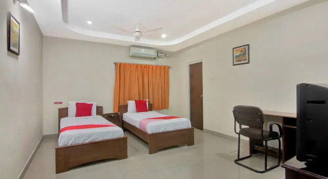 SilverKey Executive Stays 20009 Gachibowli