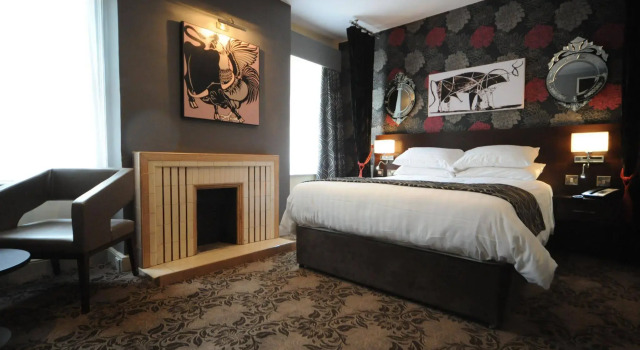 The Bull Hotel, Забронировать Отель Отели Бакингемшир с парковкой, Парковка