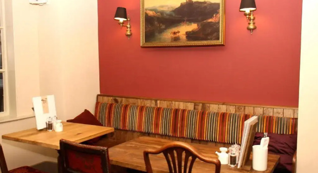 The Bear Hotel by Greene King Inns, Забронировать Отель Хангерфорд North Wessex Downs